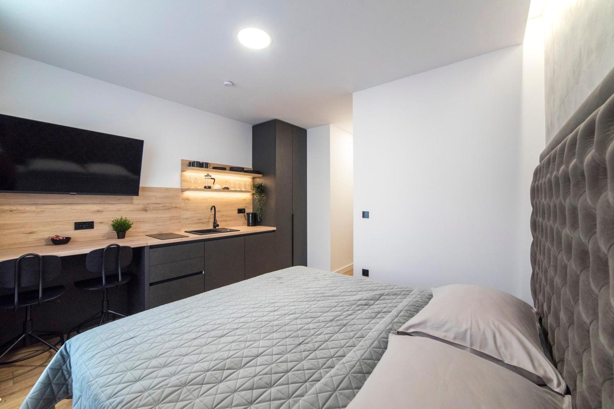 Liberty Apartments, 3Rd Floor, No Elevator ザグレブ 部屋 写真